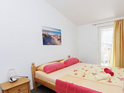 Apartment Two bedroom apartment with balcony and sea view Grebaštica, Šibenik A-24046-a - Outdoor photo 20