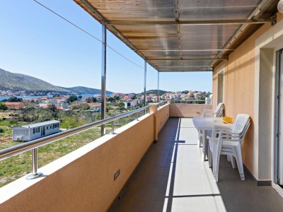 Apartment Two bedroom apartment with balcony and sea view Grebaštica, Šibenik A-24046-a - Outdoor photo 30