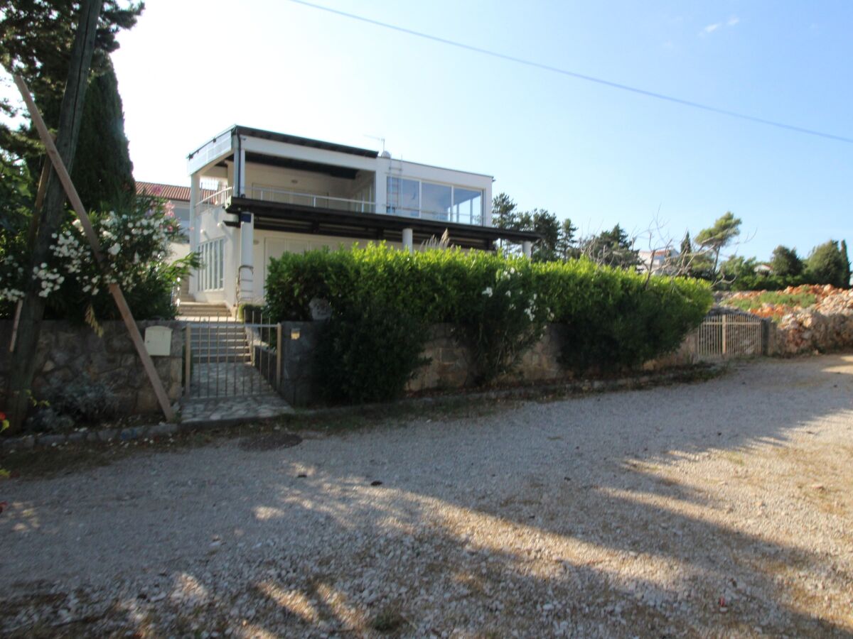 Apartment Two bedroom apartment with terrace and sea view Punat, Krk A-24183-a - Outdoor photo 2