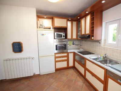 Apartment Two bedroom apartment with terrace and sea view Punat, Krk A-24183-a - Outdoor photo 8