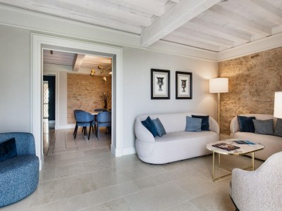 Holiday house Villa in Italy with Infinity Pool & Spa - Features photo 12