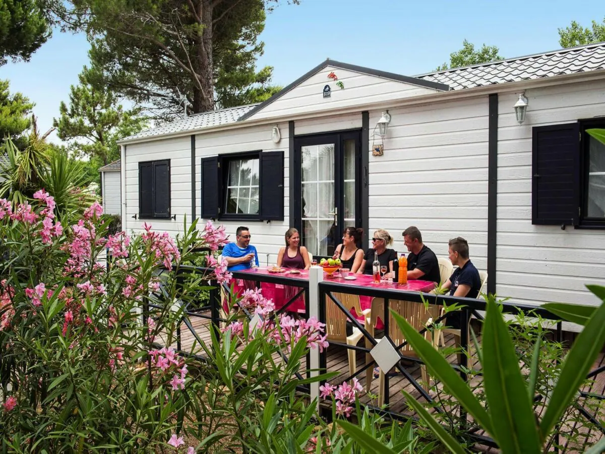Holiday park Strandmobilhaus mit Terrasse - Outdoor photo 3