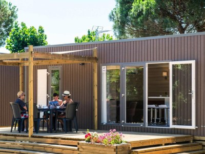 Holiday park VIP mobile home with terrace in Hérault - Holiday park