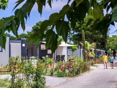 Holiday park VIP mobile home with terrace - Outdoor photo 6