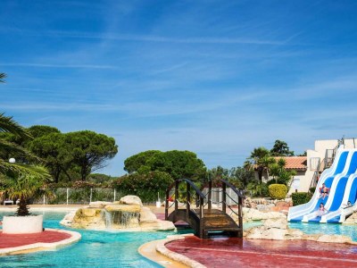 Holiday park 3-Bedroom Mobile Home in Vendres-Plage - Outdoor photo 6