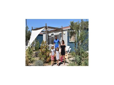 Holiday park Mobile home in Bessan with communal pool - Outdoor photo 9