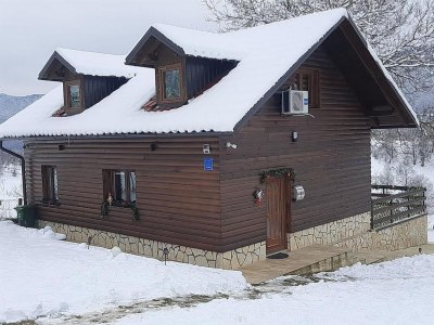 Holiday house Matan House - Two Bedroom Holiday Home with Hot Tub - Holiday house