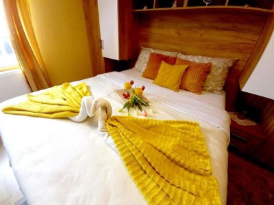 Holiday house Matan House - Two Bedroom Holiday Home with Hot Tub - Features photo 17