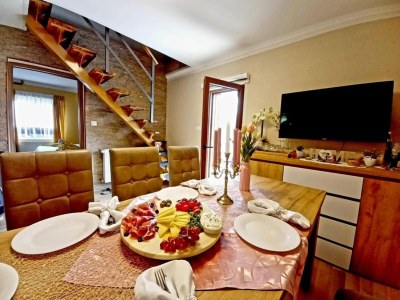 Holiday house Matan House - Two Bedroom Holiday Home with Hot Tub - Features photo 20