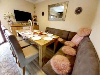 Holiday house Matan House - Two Bedroom Holiday Home with Hot Tub - Features photo 23