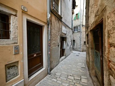 Apartment Sleek and Trendy Downtown Apartment - One Bedroom Apartment in Rovinj - Apartment