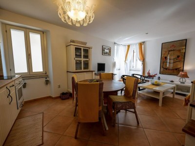 Apartment Sleek and Trendy Downtown Apartment - One Bedroom Apartment - Features photo 11