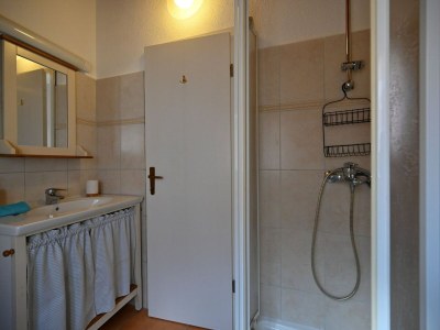 Apartment Sleek and Trendy Downtown Apartment - One Bedroom Apartment - Features photo 20