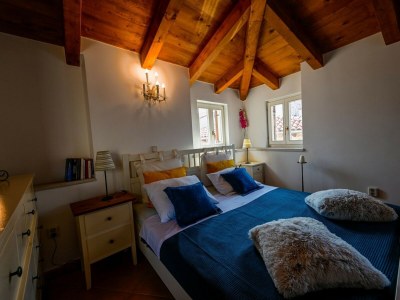 Apartment Sleek and Trendy Downtown Apartment - One Bedroom Apartment - Features photo 25