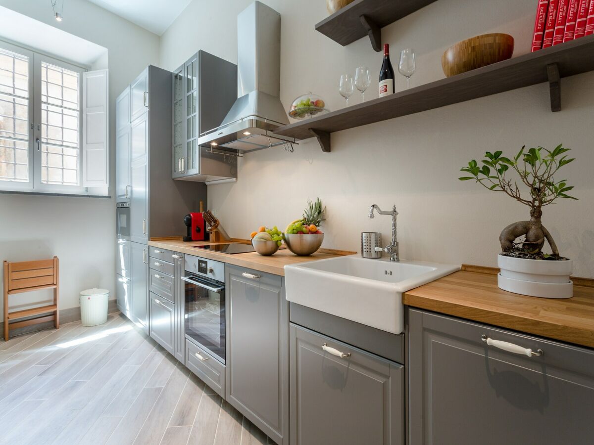 Apartment Apartment in Lucca near Piazza Napoleone - Features photo 4