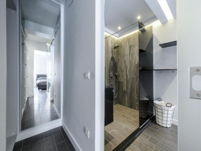 Apartment Apartment LaVilla - Two Bedroom Apartment with Balcony and Sea View (Žuti) - Features photo 26