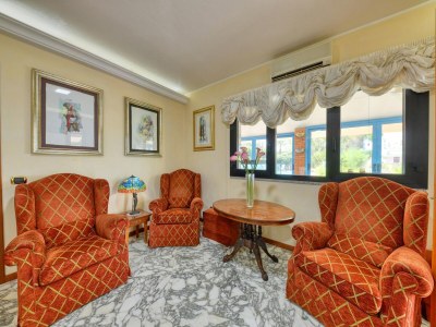 Holiday house Villa with private pool near Terrauzza - Features photo 12