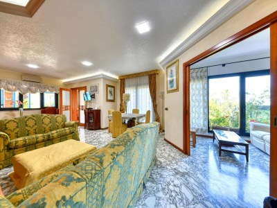 Holiday house Villa with private pool near Terrauzza - Features photo 15