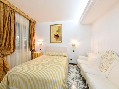 Holiday house Villa with private pool near Terrauzza - Features photo 25