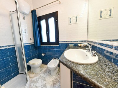 Holiday house Villa with private pool near Terrauzza - Features photo 29