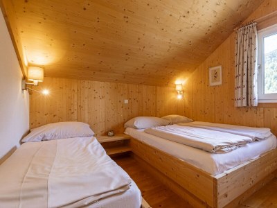 Chalet Chalet # 62a mit 4 Schlafzimmer IR-Sauna & Whirlpool - Features photo 17