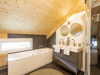 Chalet Chalet # 65a mit 4 Schlafzimmer IR-Sauna & Whirlpool - Features photo 20