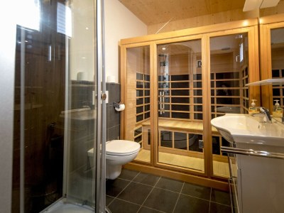 Chalet Chalet # 13b mit 4 Schlafzimmer IR-Sauna & Whirlpool - Features photo 12
