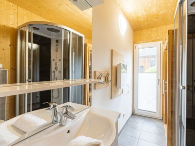 Chalet Superior Ferienhaus # 61 mit IR-Sauna - Features photo 13