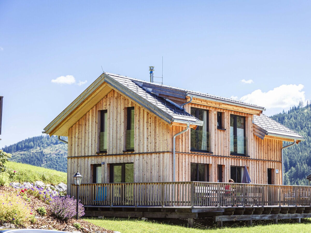 Chalet 06_FH8P_ADH056 (WP außen)