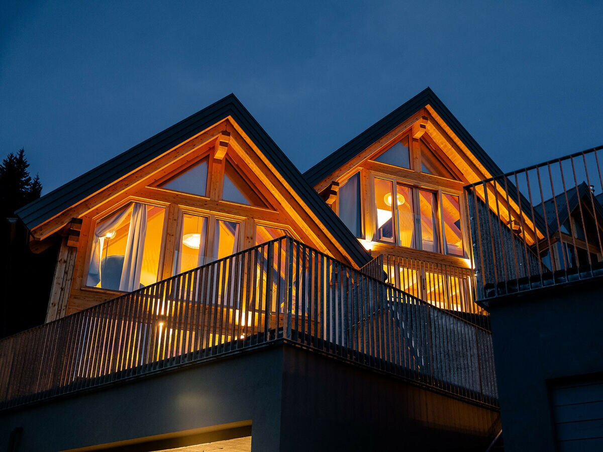 Chalet Chalet # RFL007 mit 3 Schlafzimmern und Sauna