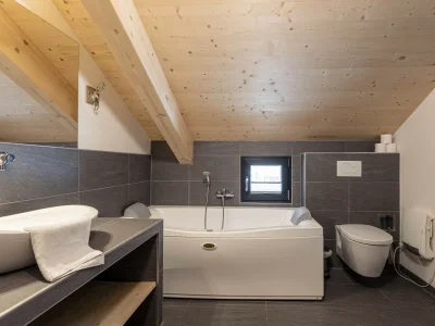 Chalet Chalet # 24b mit 4 Schlafzimmer Sauna & Whirlpool - Features photo 17