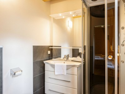Chalet Premium Chalet # 26 mit IR-Sauna & Whirlpool - Features photo 23