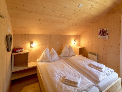 Chalet Chalet # 12a mit 4 Schlafzimmer IR-Sauna & Whirlpool - Features photo 13