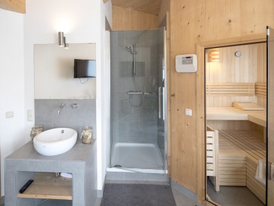 Chalet Chalet # 16 mit 4 Schlafzimmer Sauna & Whirlpool - Features photo 15