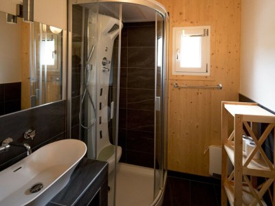 Chalet Premium Chalet # 38 mit IR-Sauna & Whirlpool - Features photo 12