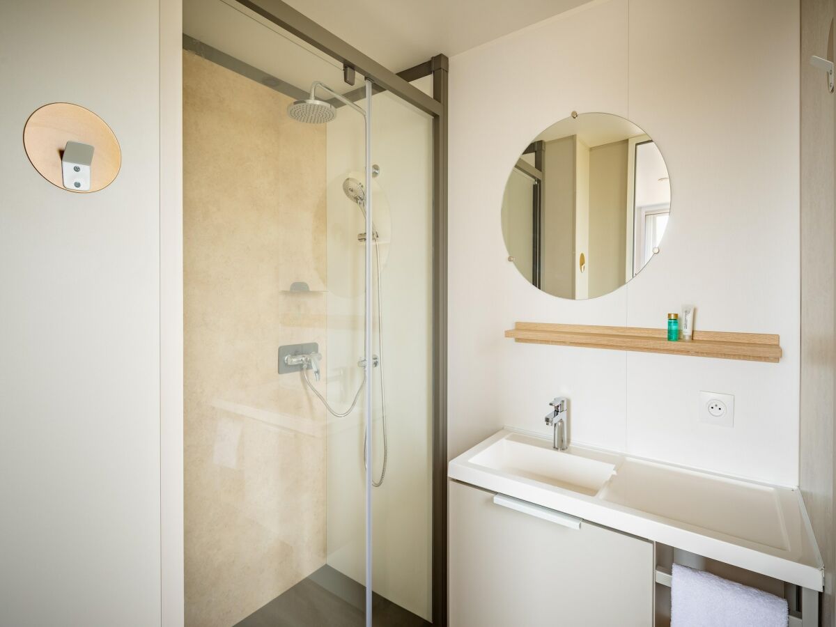 Holiday park Chalet in Agde near Mediterranean Beach - Features photo 3