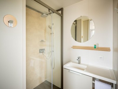 Holiday park Chalet in Agde near Mediterranean Beach - Features photo 3