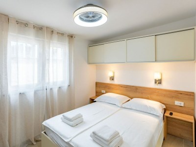 Apartment Apartments Arti Homes Rab Banjol - Two Bedroom Apartment With Terrace (Arti 4) - Features photo 8