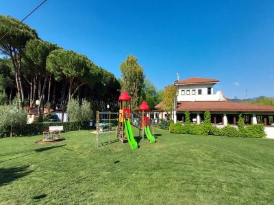 caravan Mobile Home in Sarazena in einem Ferienpark - Outdoor photo 10