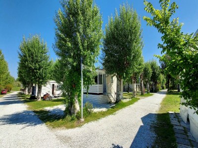 caravan Mobile Home in Sarazena in einem Ferienpark - Outdoor photo 14