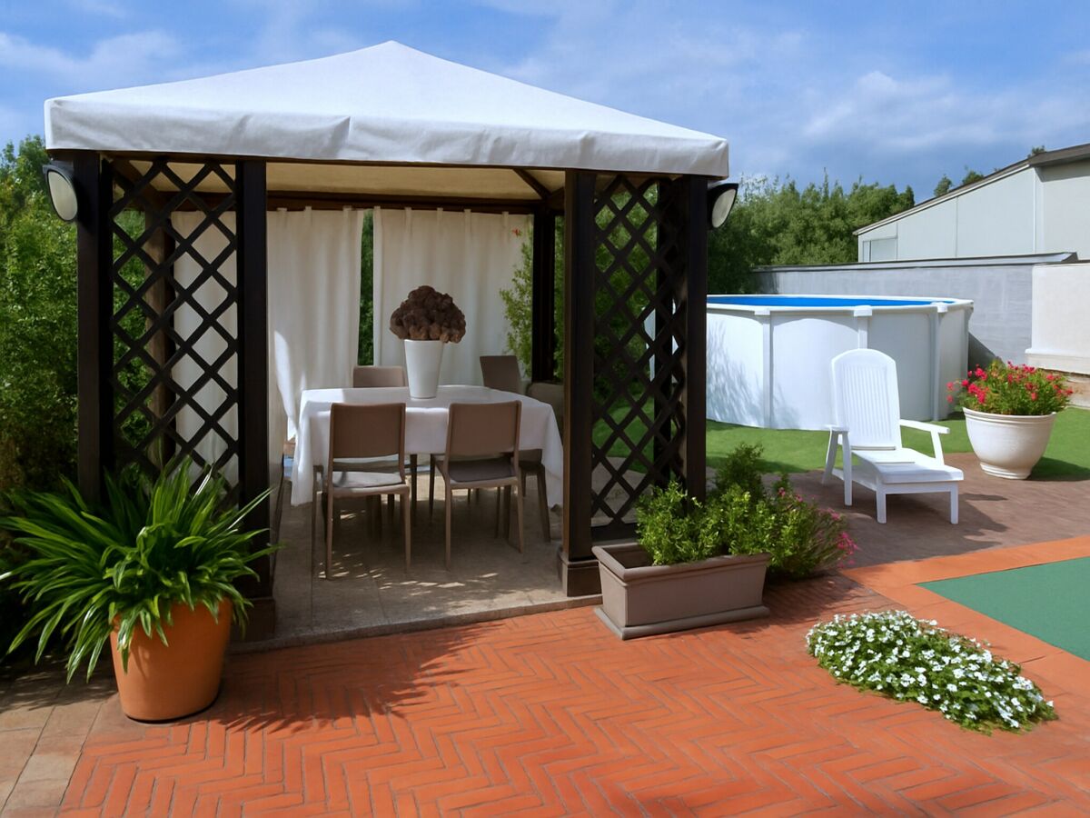 Holiday house Holiday Home in Valenzatico with garden - Outdoor photo 3