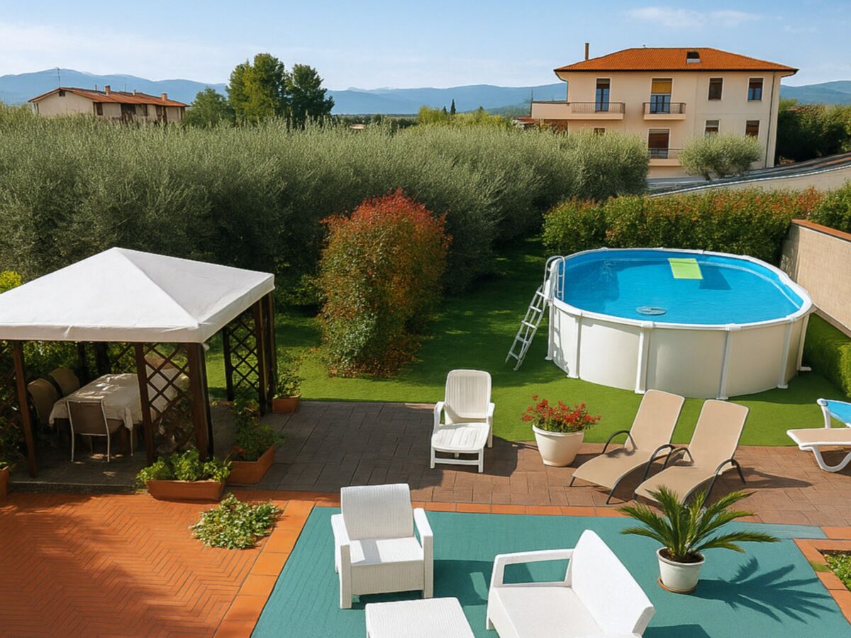 Holiday house Holiday Home in Valenzatico with garden - Outdoor photo 4