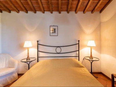 Apartment Apartment in Laterina with garden - Features photo 13