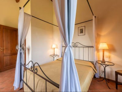 Apartment Apartment in Laterina with garden - Features photo 10