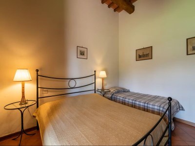 Apartment Apartment in Laterina with shared pool - Features photo 13