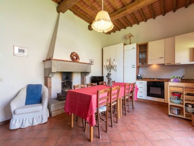 Apartment Apartment in Laterina with shared pool - Features photo 14