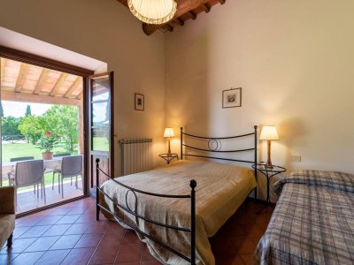 Apartment Apartment in Laterina with shared pool - Features photo 19