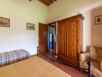 Apartment Apartment in Laterina with shared pool - Features photo 20