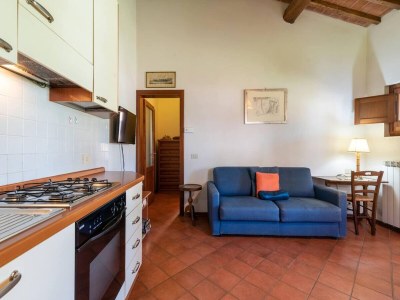 Apartment Apartment 500 m from Laterina Centre - Features photo 12