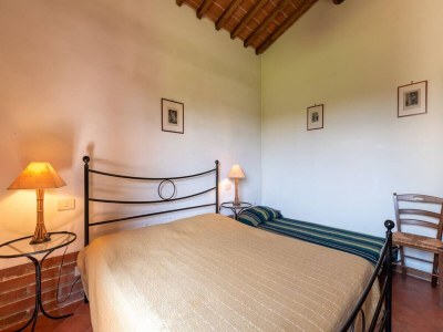 Apartment Apartment 500 m from Laterina Centre - Features photo 13